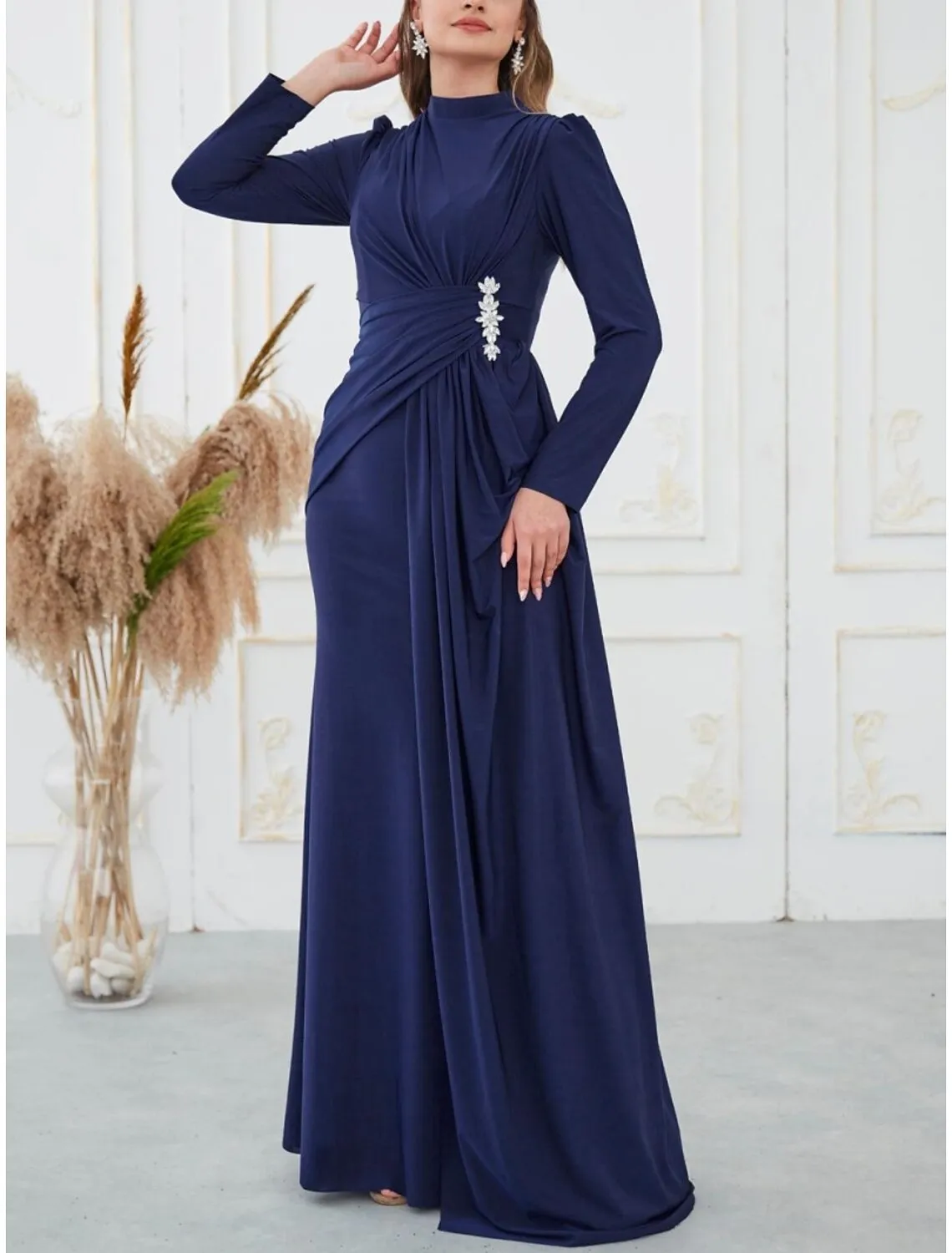 A-Line Evening Gown Elegant Dress Formal Sweep / Brush Train Long Sleeve High Neck Satin with Pleats Sequin