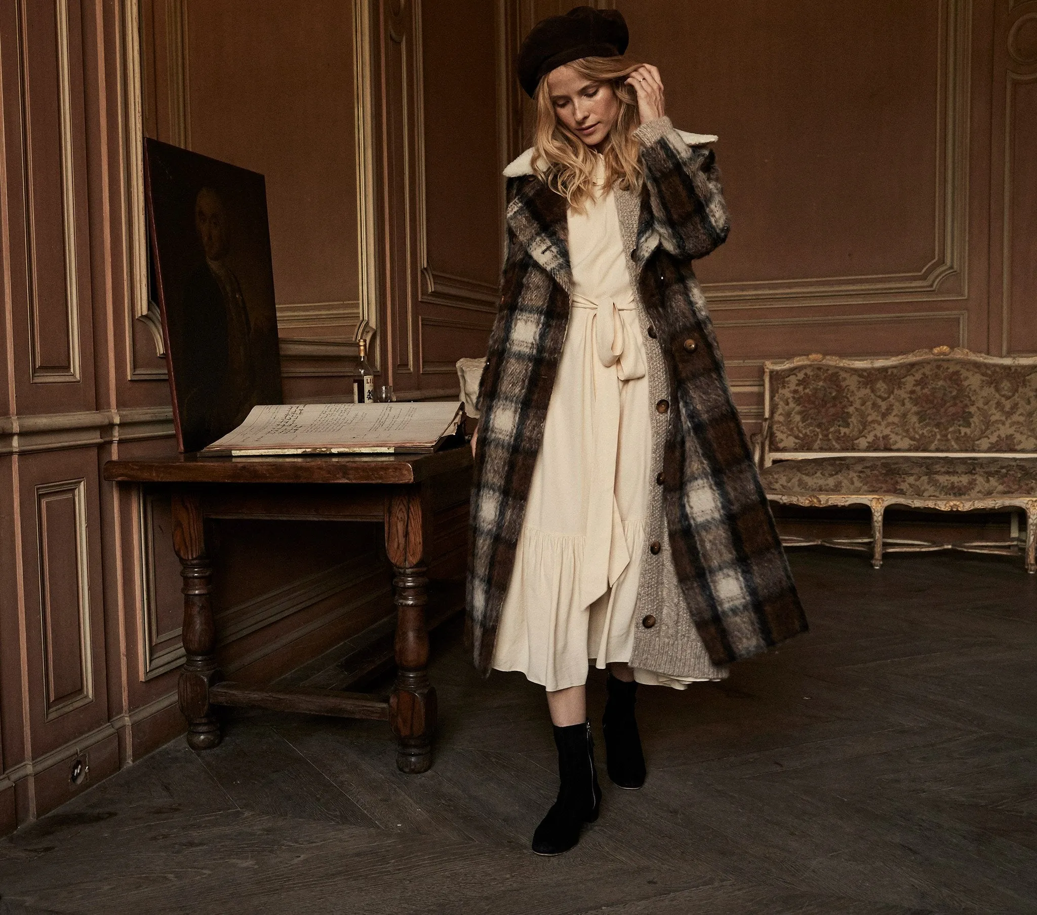 THALIA COAT -- DARK BROWN