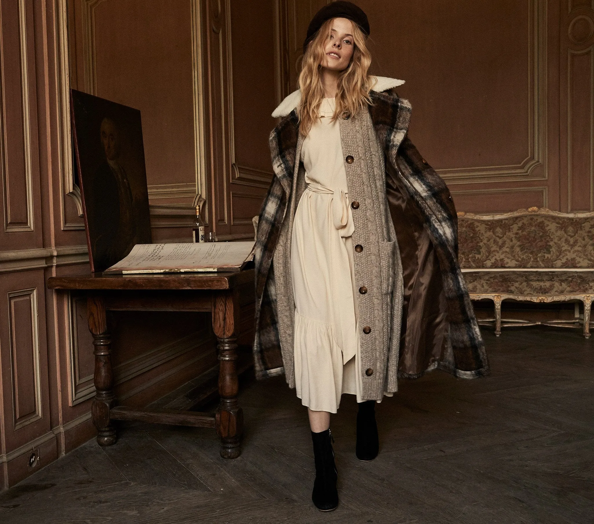 THALIA COAT -- DARK BROWN